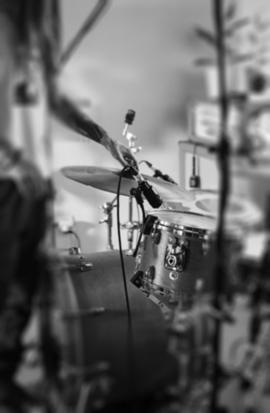 https://www.riversheen.com/wp-content/uploads/2021/09/drums.jpg